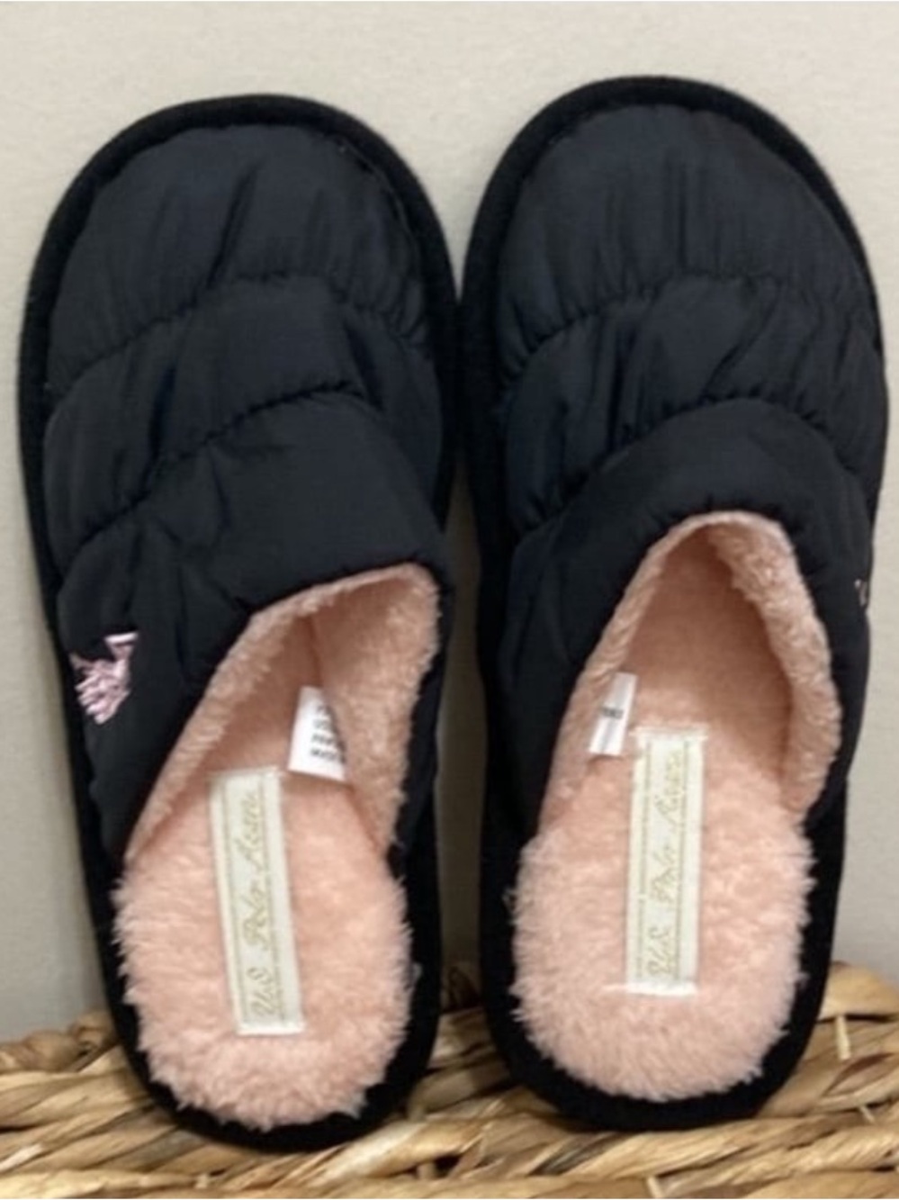 🆕 U.S. Polo Assn! Cozy Black Quilted Slip-On Women's Slippers with Pink Puffer!